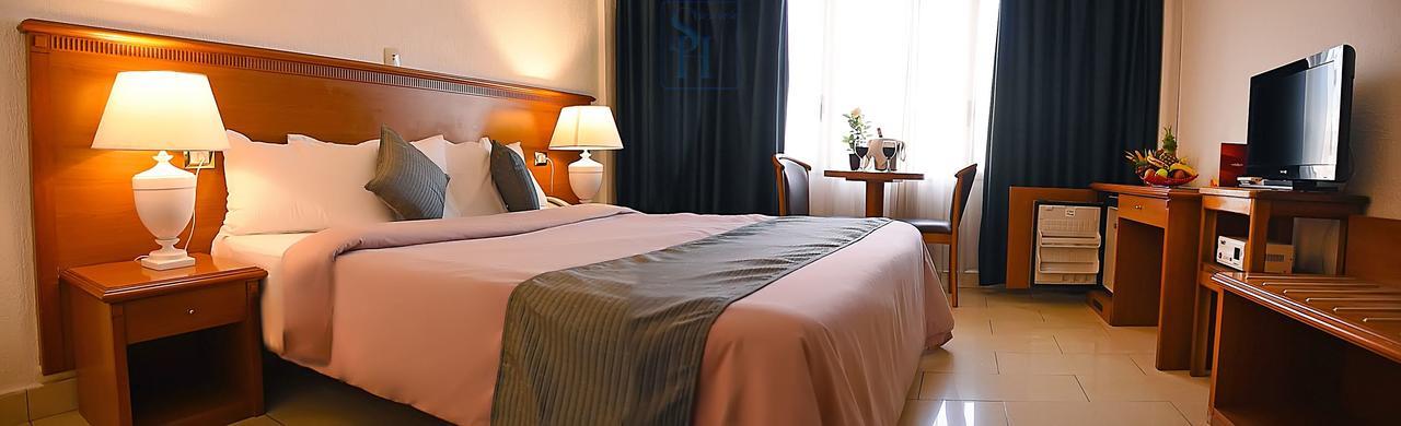 Hotel Splendid 瓦加杜古 外观 照片