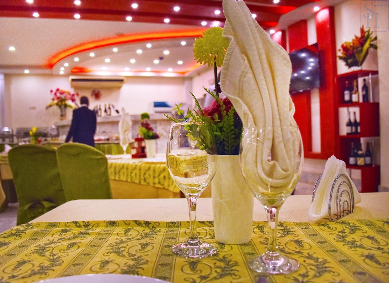 Hotel Splendid 瓦加杜古 外观 照片